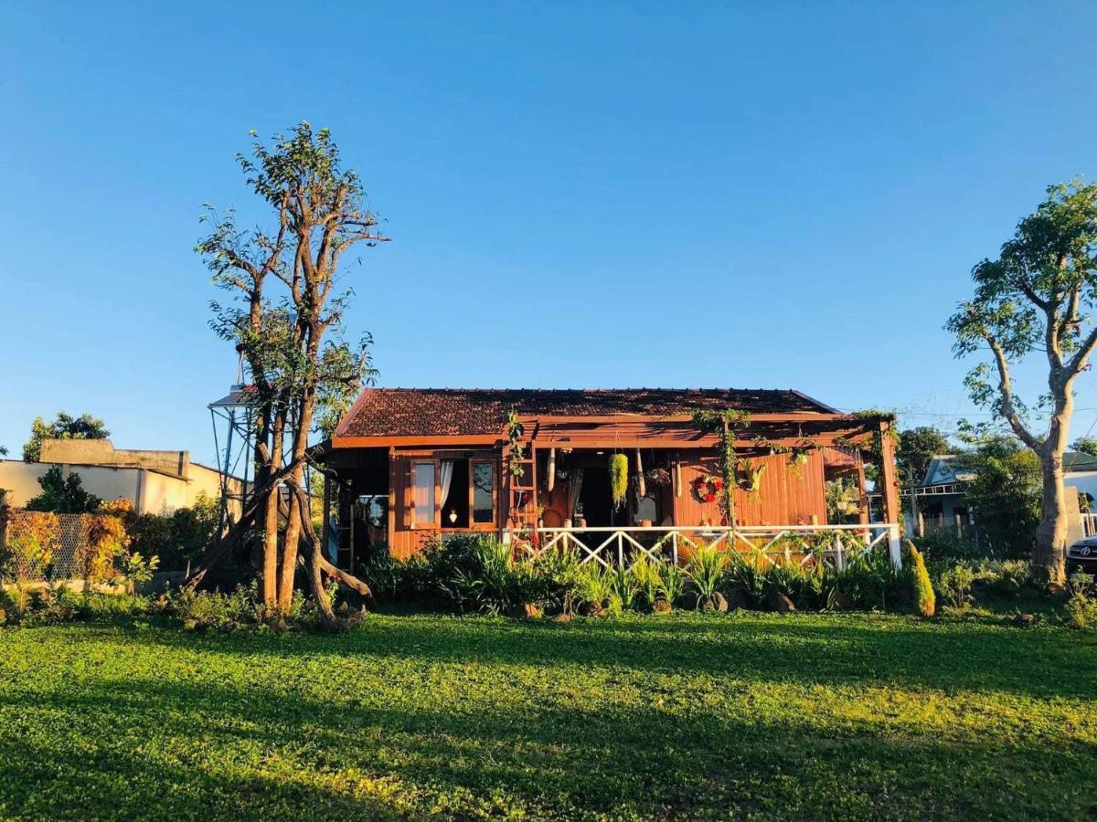 Dugiang Homestay Buôn Ma Thuột Exteriör bild