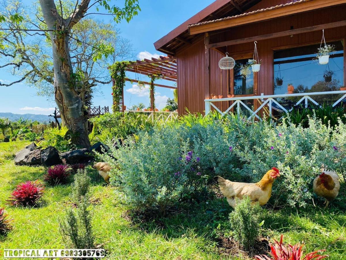 Dugiang Homestay Buôn Ma Thuột Exteriör bild