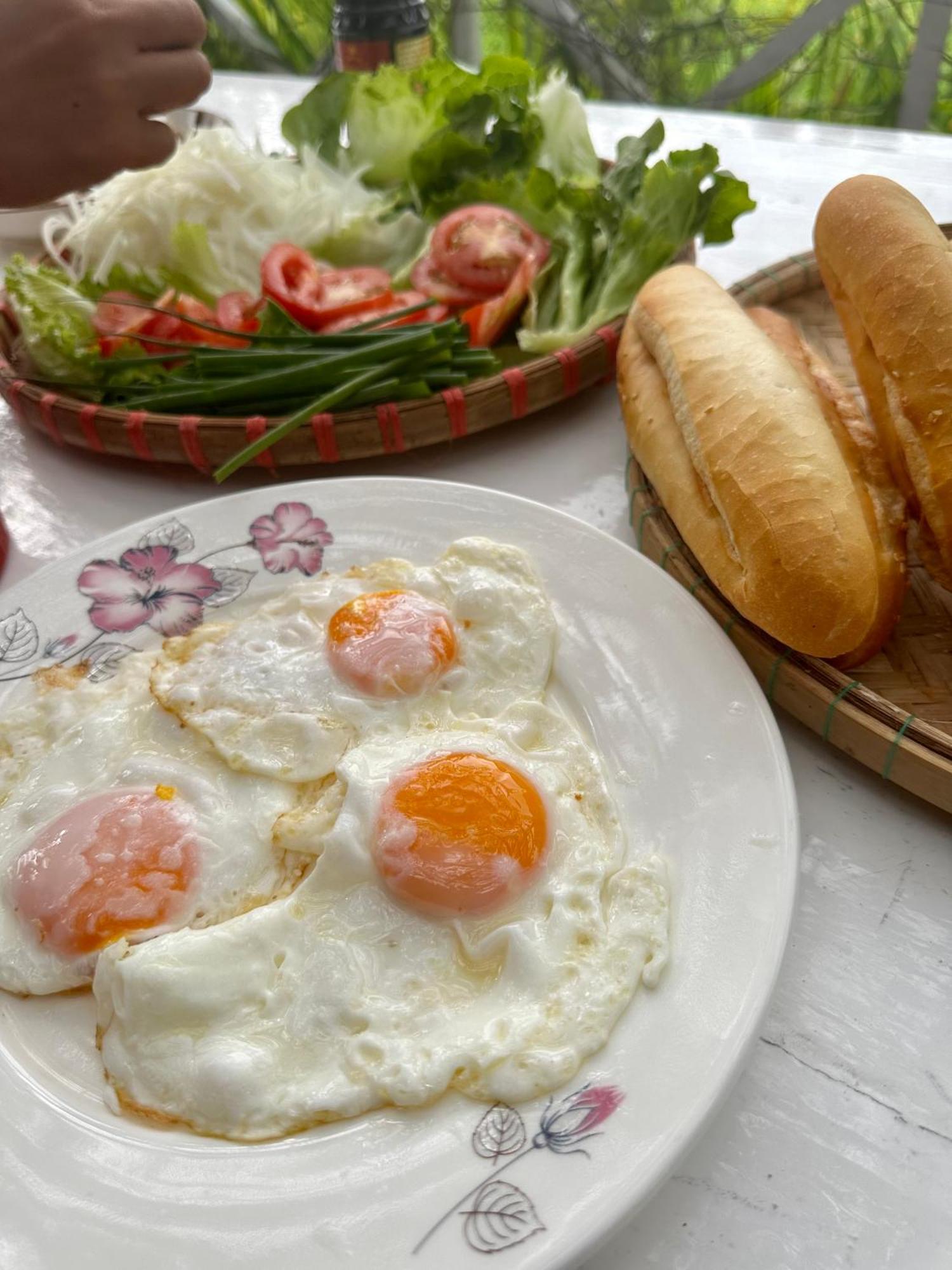Dugiang Homestay Buôn Ma Thuột Exteriör bild